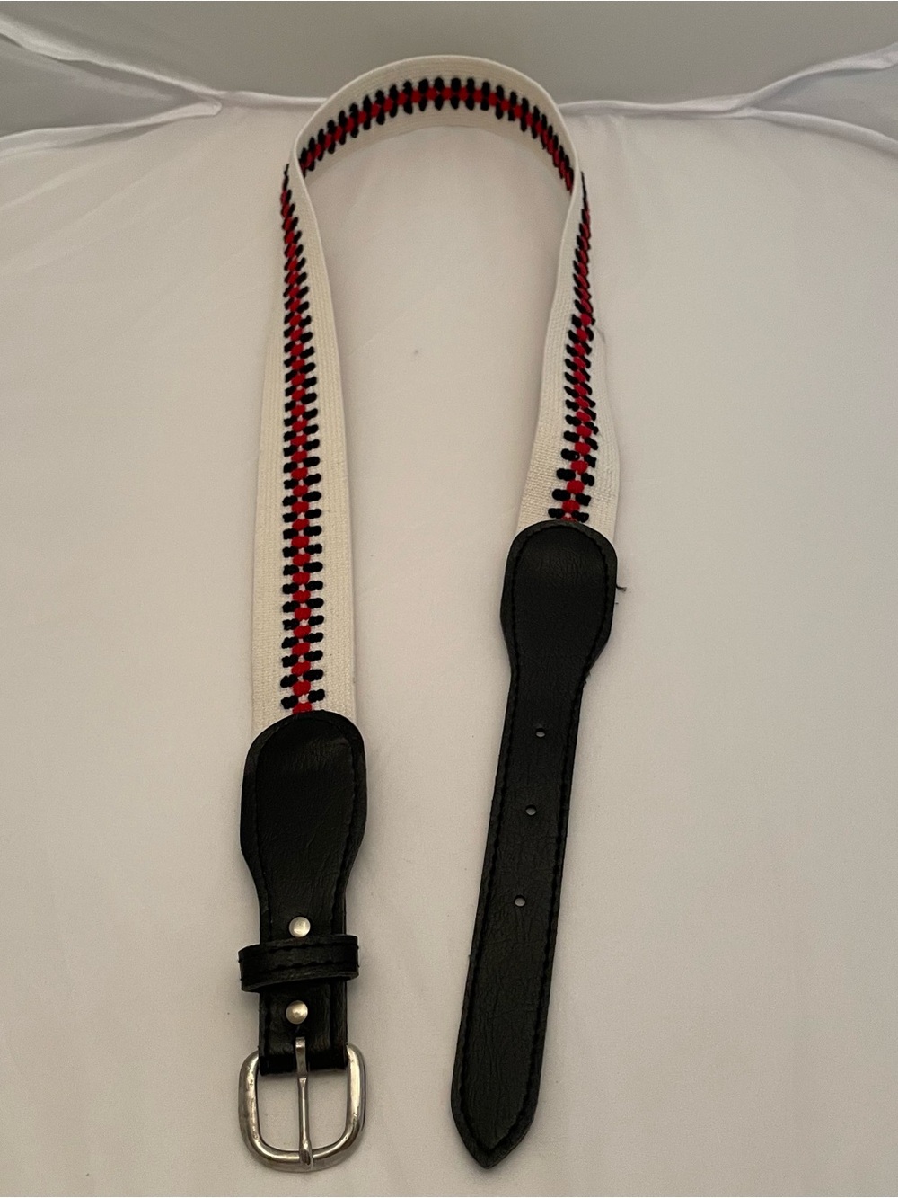 Women’s Size 14 Woven Stretch White, Black & Red Leather-Trim Belt